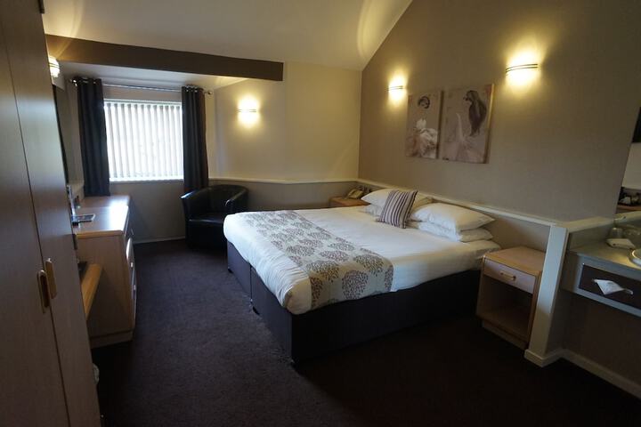 Room 20 of 43