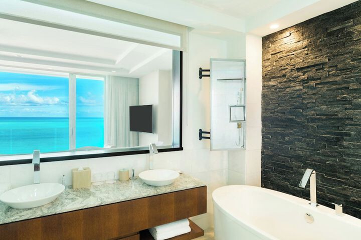 Room 40 of 90
