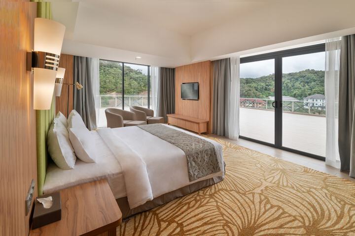 Room 9 of 45