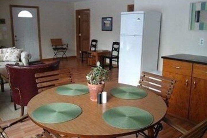 Room 3 of 12