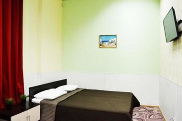 Room 18 of 38