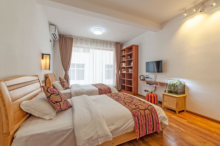 Room 7 of 40