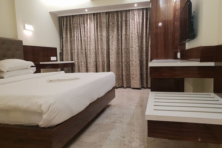 Room 51 of 97