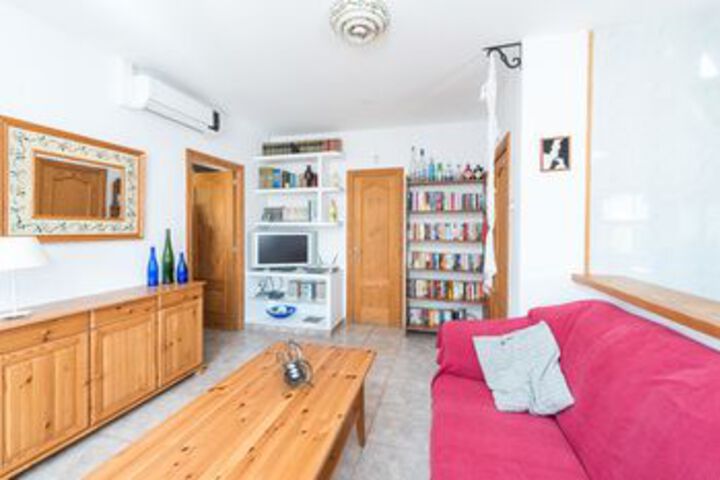 Room 4 of 13