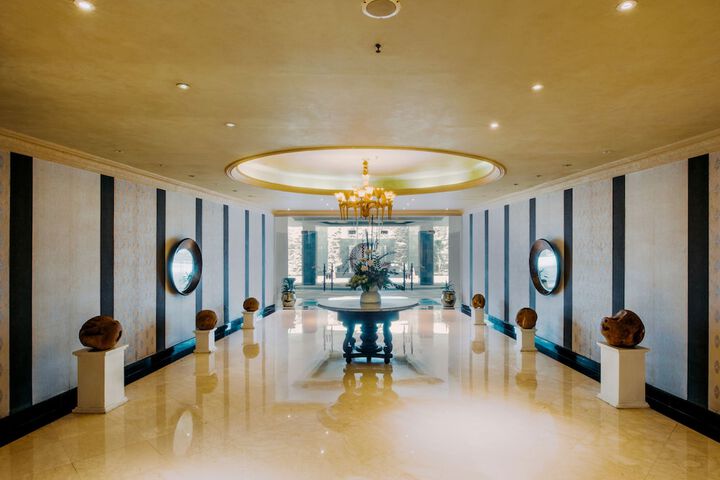 Hotel 2 of 35