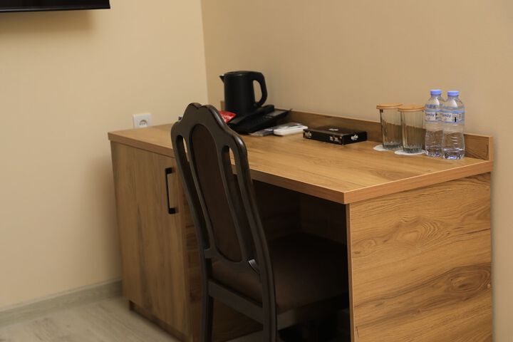 Room 15 of 50
