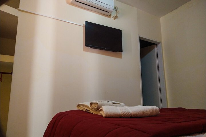 Room 11 of 77