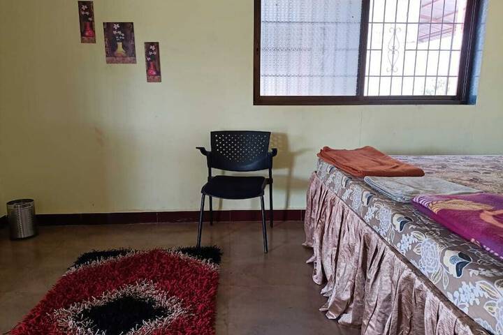 Room 7 of 20