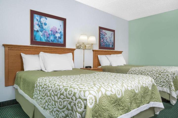 1 Double Bed Accessible (1 of 10)