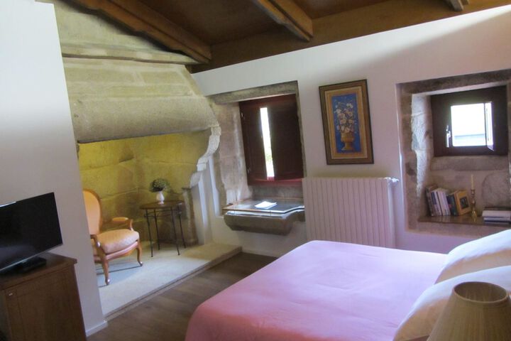 Room 3 of 71