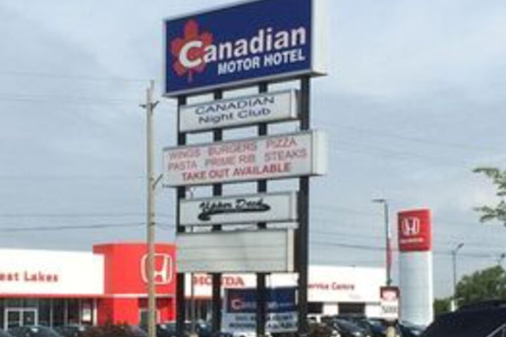 Canadian Motor Hotel