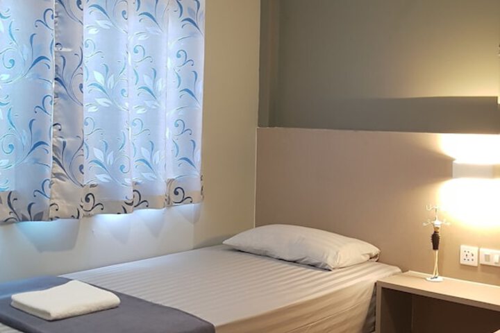 Room 8 of 46