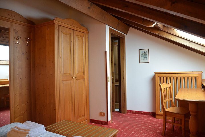 Room 31 of 47