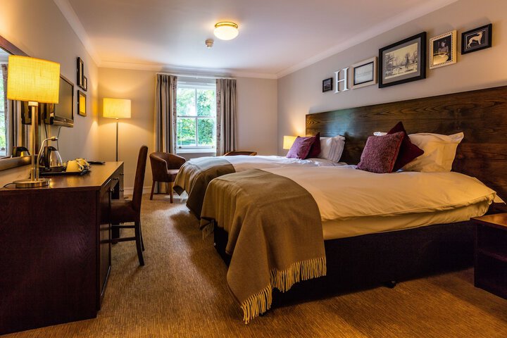 Room 4 of 36