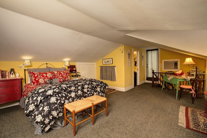 Room 7 of 52