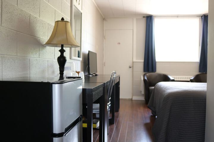 Room 12 of 44