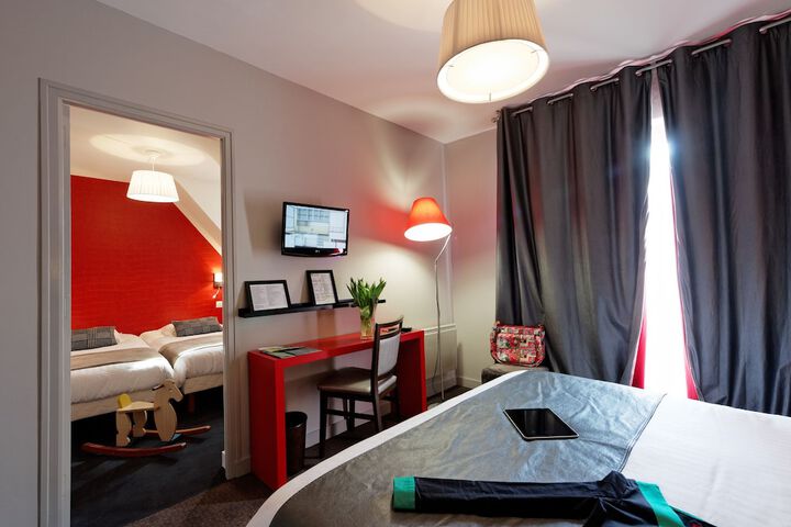Room 2 of 46