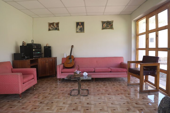 Room 18 of 65