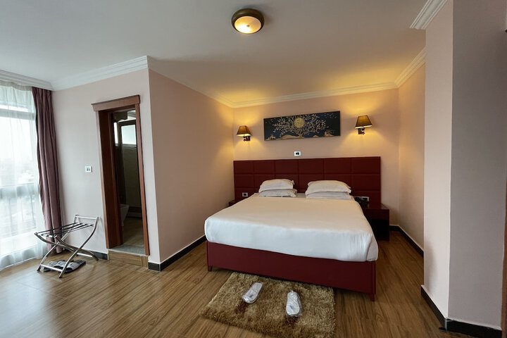 Room 7 of 22