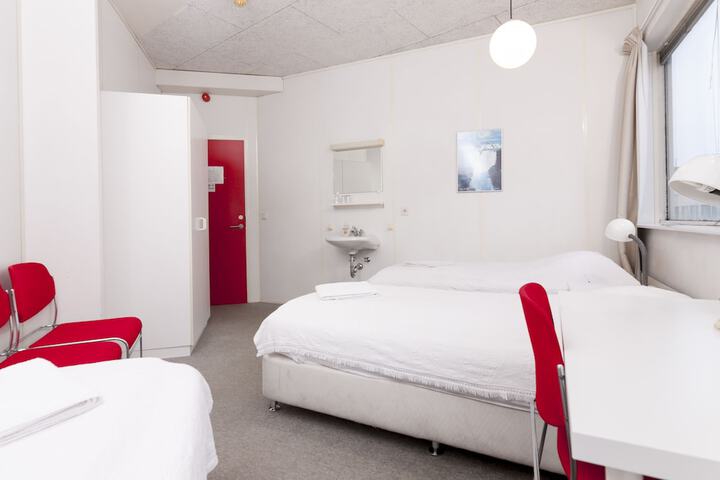 Room 14 of 88