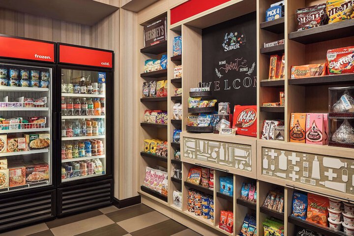 Snack bar