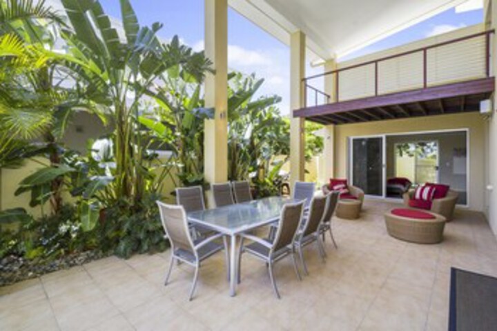 Terrace/Patio 17 of 19