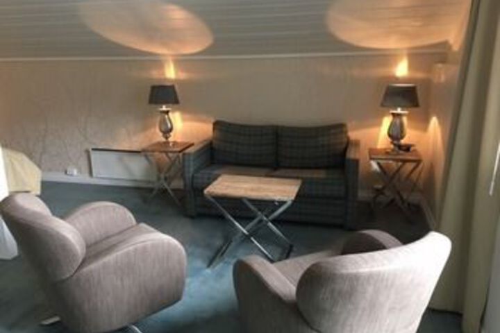 Room 48 of 106