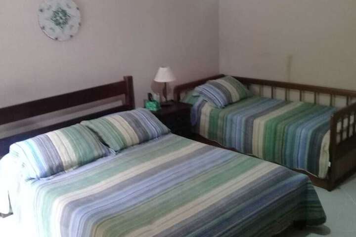Room 6 of 18
