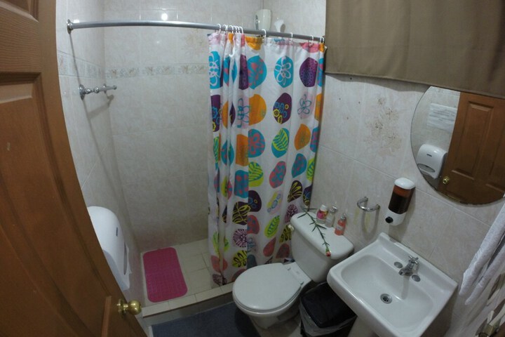 Room 18 of 34