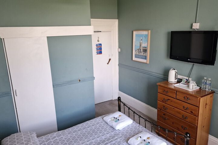 Room 19 of 86
