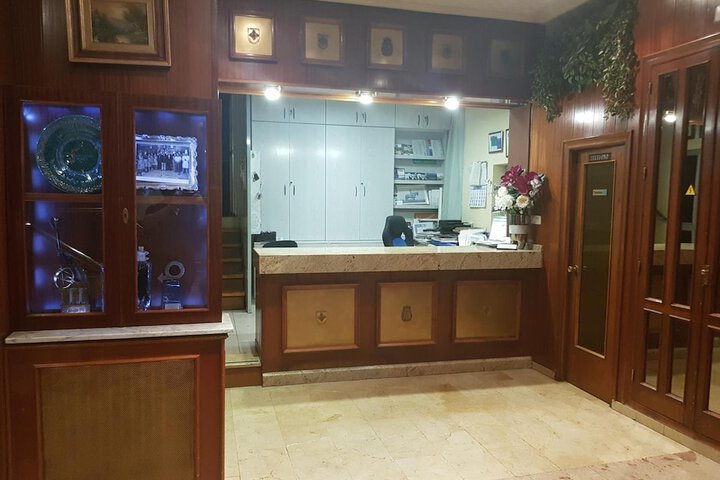 Guest Lobby