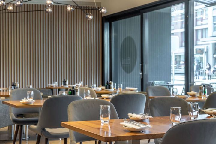 Dining 106 of 209