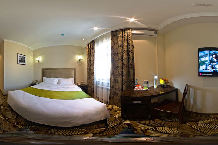 Room 22 of 47