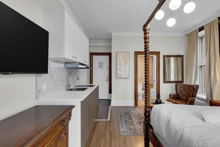 Room 63 of 174