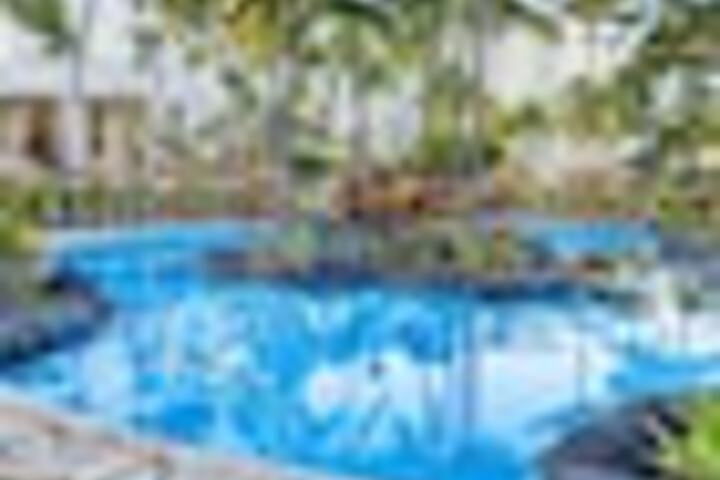 Pool 53 of 192