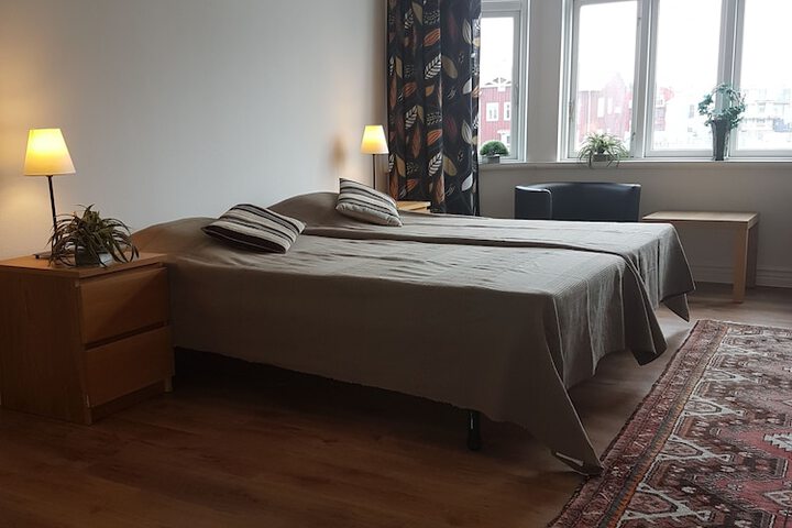 Room 4 of 14