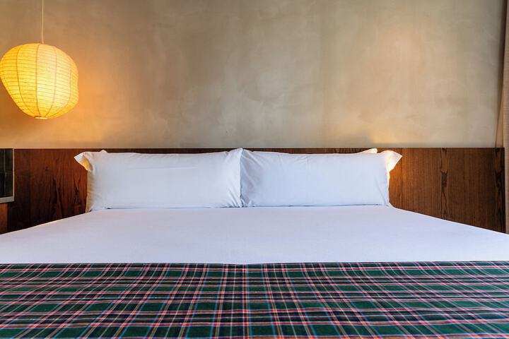 Room 8 of 41