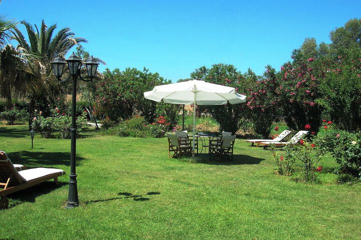 Villa Fleria Seaside Studios & Apts in Platanias
