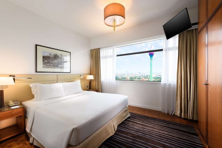 Room 25 of 141