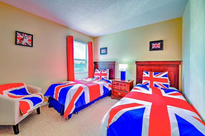 Room 7 of 109