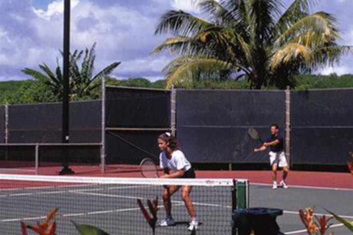 Exterior of POIPU KAPILI