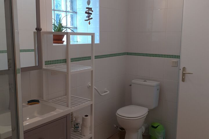 Room 5 of 19