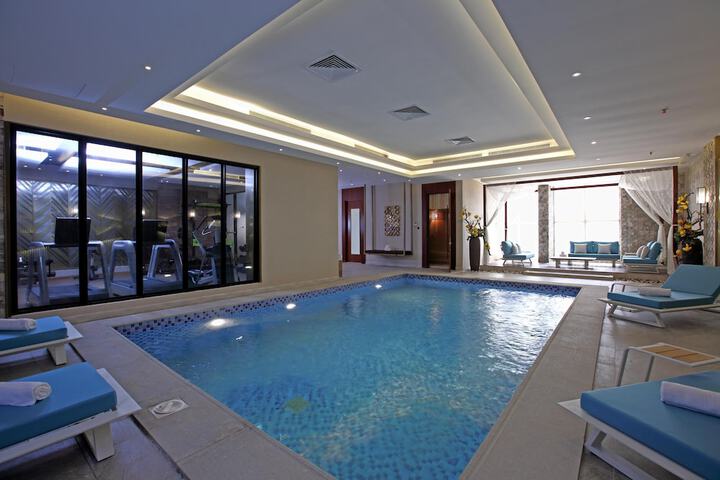 Pool 41 of 66