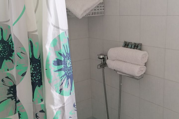 Room 147 of 192