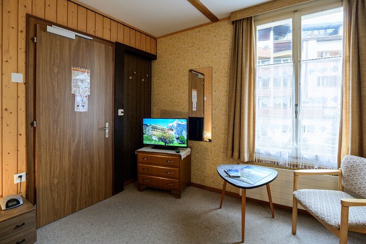 Room 88 of 120