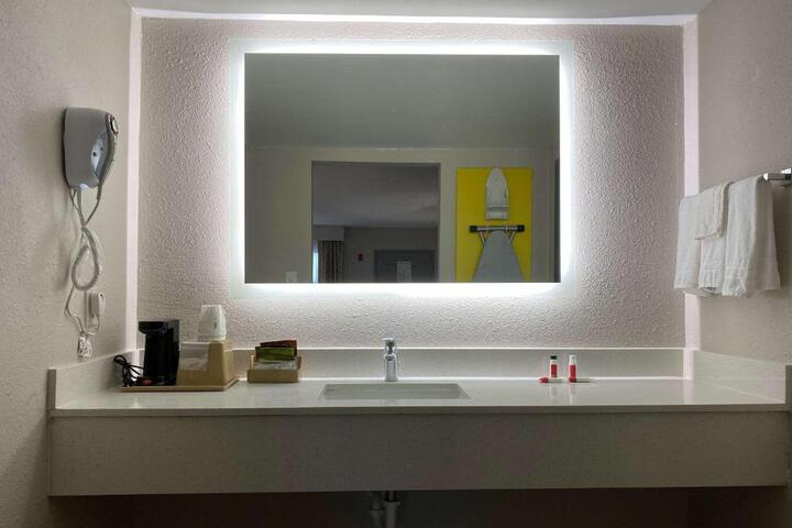 Photo 26