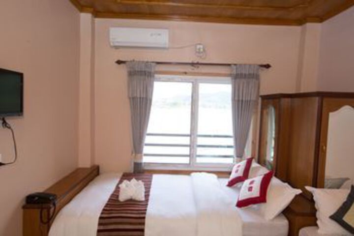 Room 38 of 54