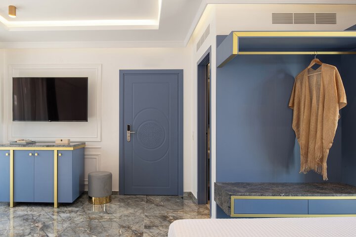 Room 25 of 68