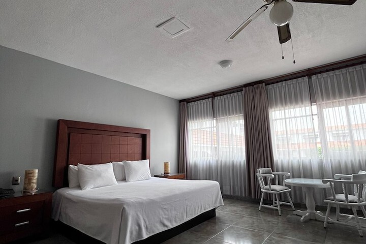 Room 7 of 26