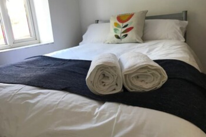 Room 16 of 40